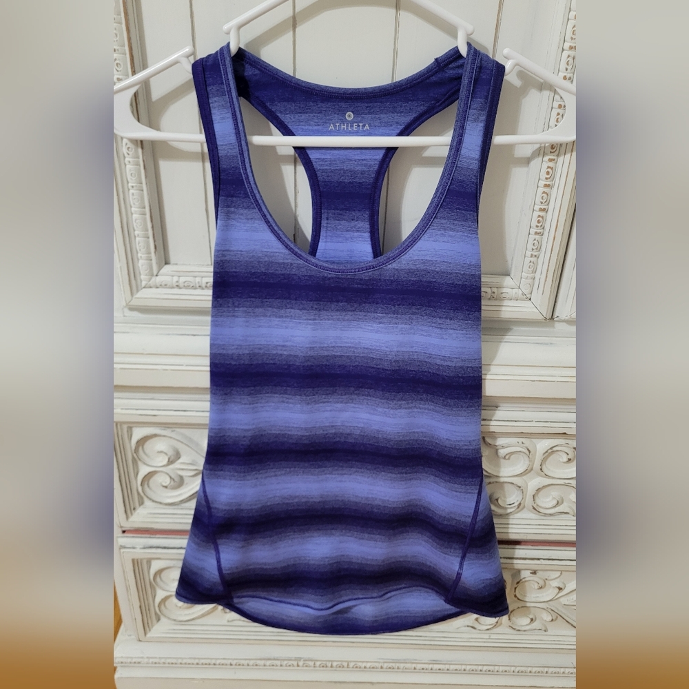 Athleta Women's Blue and Purple Gradient Tank Top
